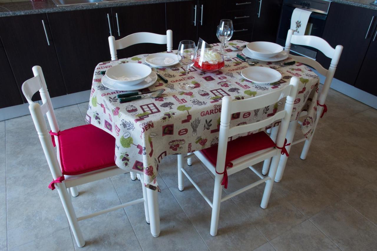 Apartment “venik House” Sea_mountains_relaxing_barbecue Funchal (Madeira)